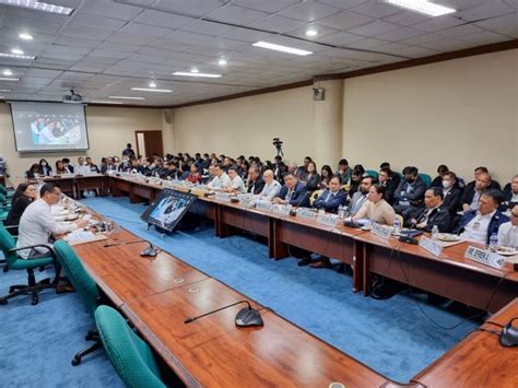 PAGCOR's new regulatory framework for POGOs sets deadline .